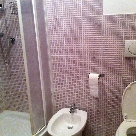 Vatican Vacation Hotell *
